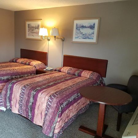 Midwest Inn Paoli Екстер'єр фото